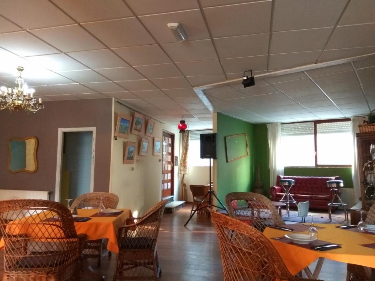 Casa Lola Hotel Ponteareas Exterior photo